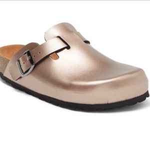 Brand new in box authentic Valentino clogs